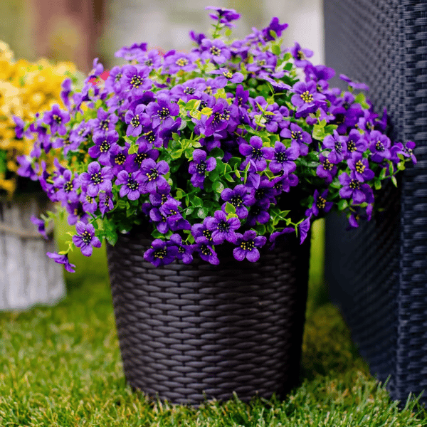 ☀️ UV-Resistant 🌺 Corrosion-Resistant 🌺 Artificial Violets Flowers